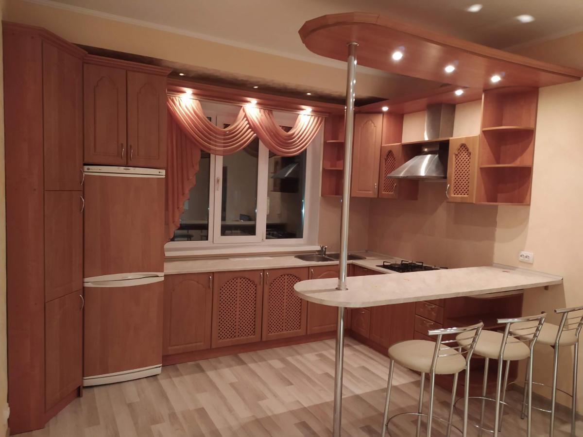 Двухкомнатная Квартира С Кухней Студией Бровары. المظهر الخارجي الصورة